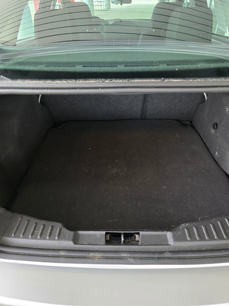 Used 2016 Ford Focus SE image 25