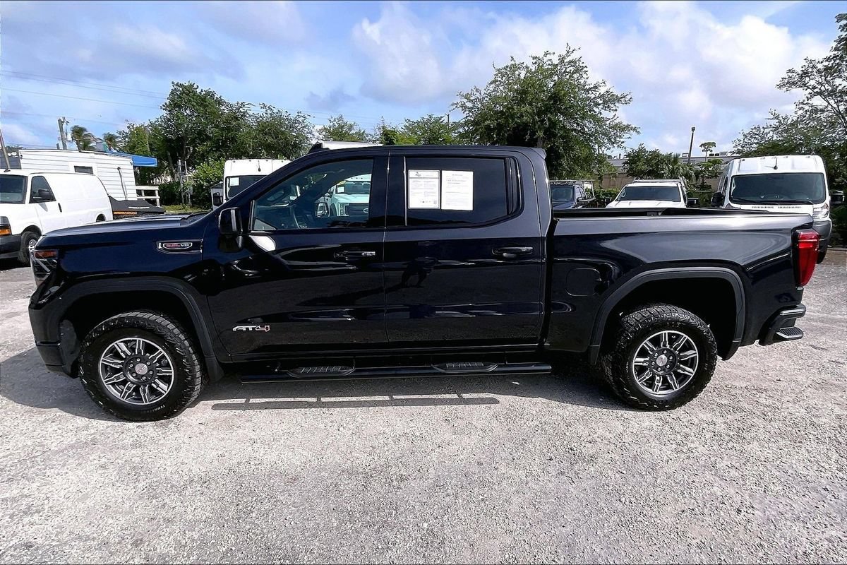 Used 2024 GMC Sierra 1500 AT4 AWD/4WD image 29
