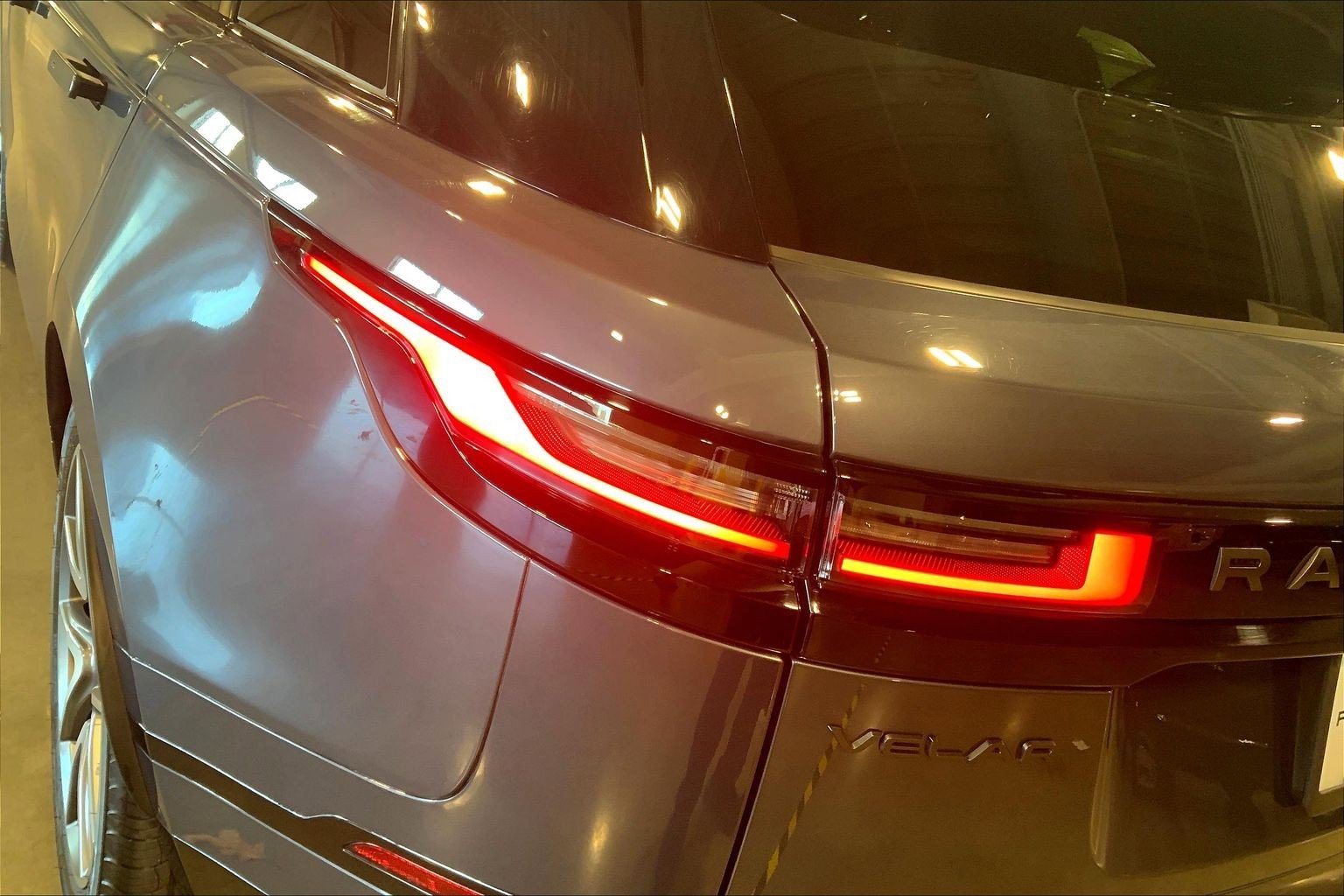 Used 2026 Land Rover Range Rover Velar Dynamic SE image 28