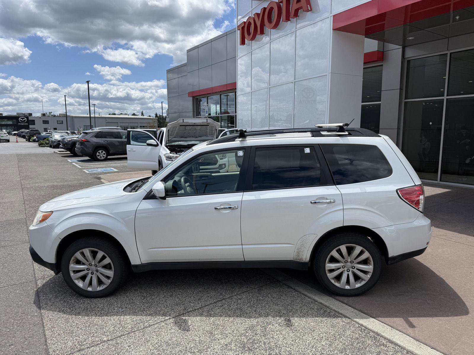Used 2013 Subaru Forester 2.5X Limited AWD/4WD image 3