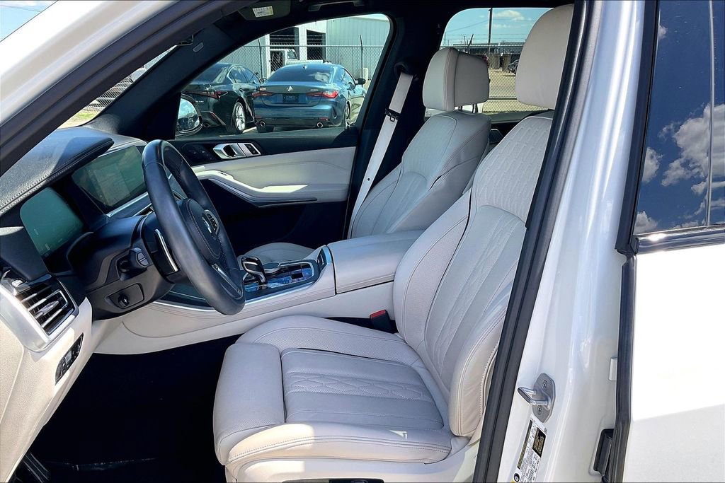 Used 2023 BMW X5 sDrive40i w/ M Sport Package image 18