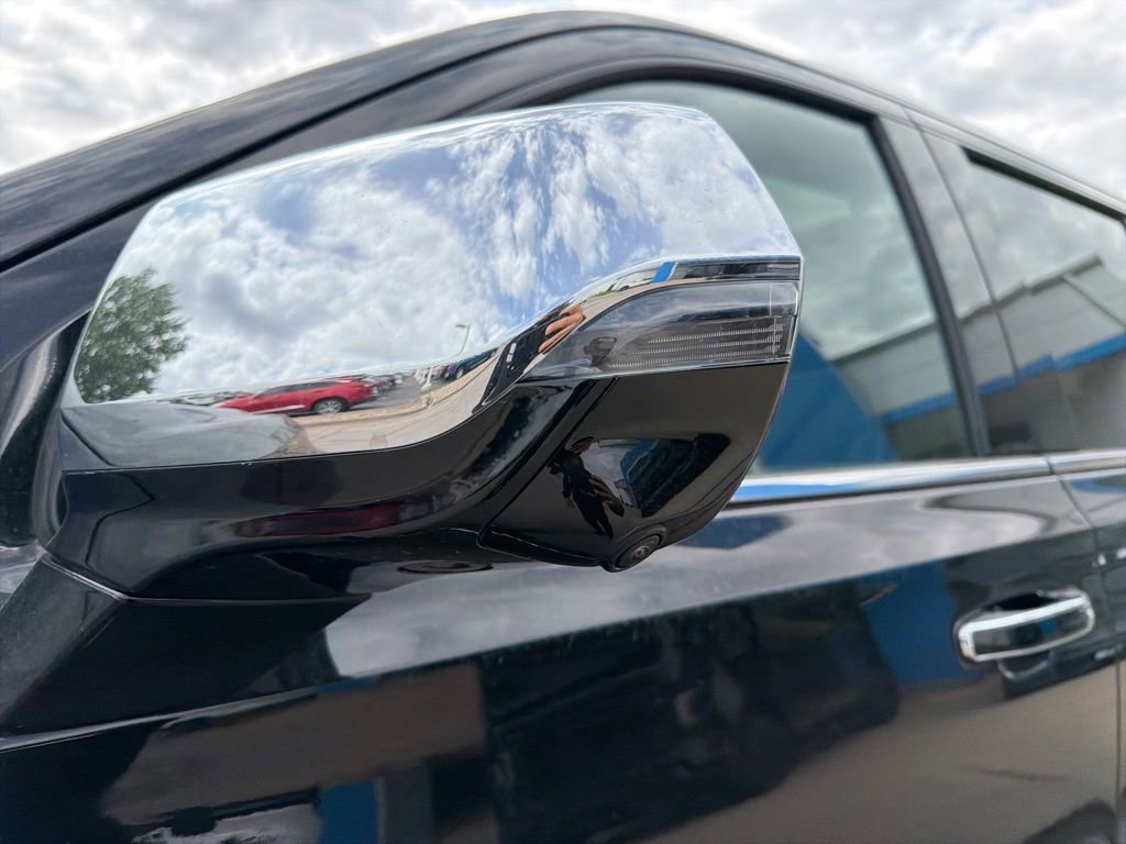 New 2026 Chevrolet Suburban Premier AWD/4WD image 9