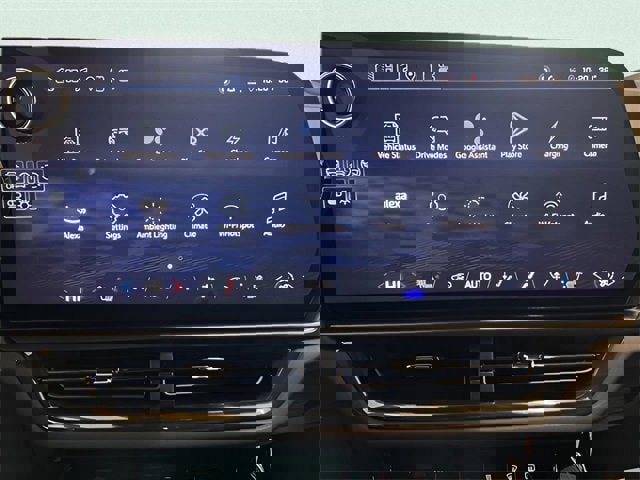 Certified 2024 Chevrolet Equinox EV RS image 20