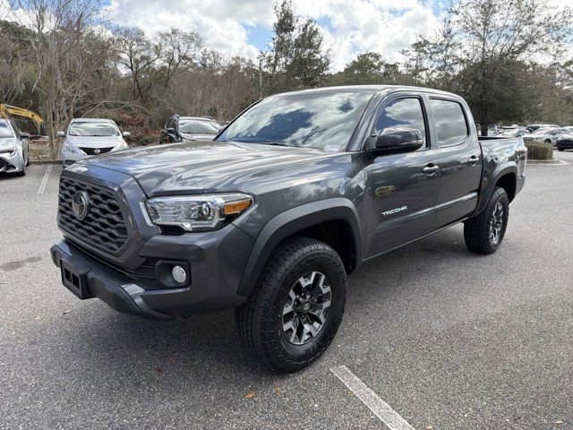 Certified 2023 Toyota Tacoma TRD Off-Road AWD/4WD image 5