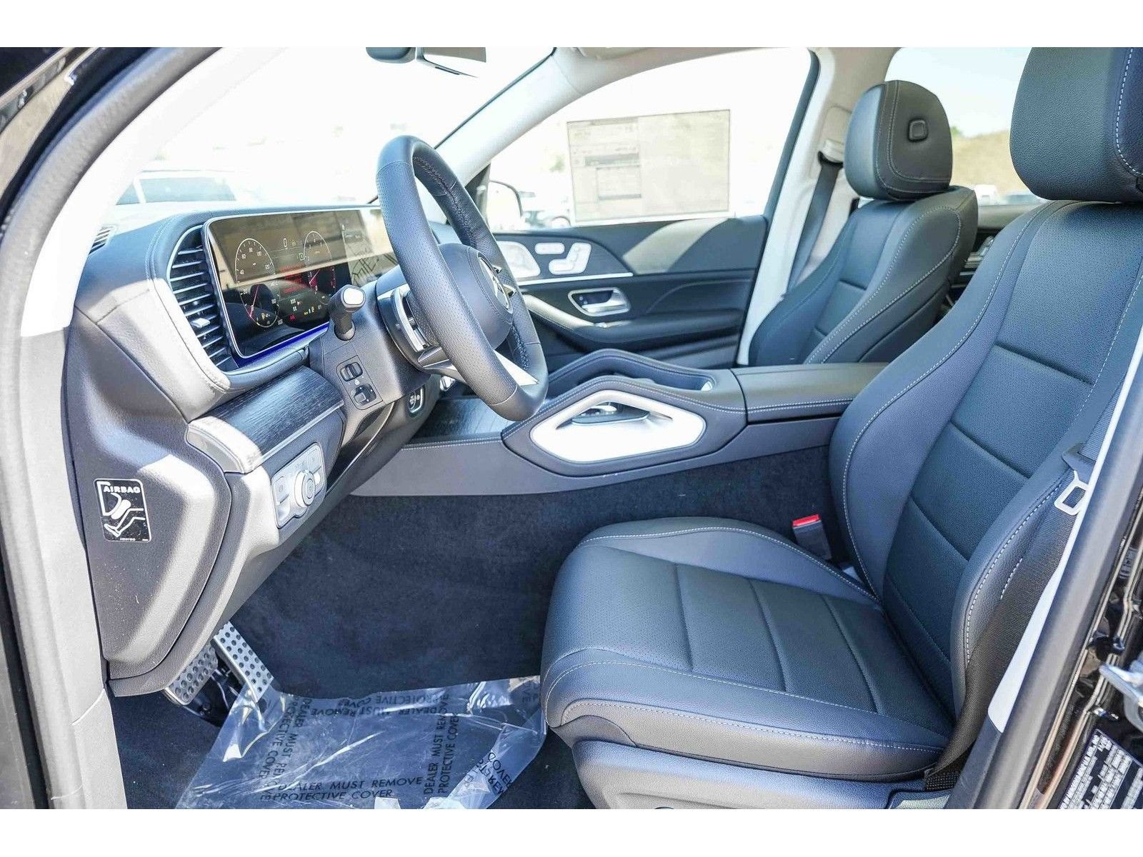 New 2026 Mercedes-Benz GLS 450 4MATIC image 17