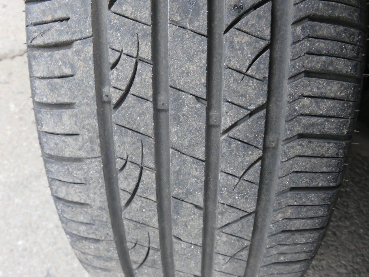 Used 2015 Acura ILX w/ Technology Package FWD image 32