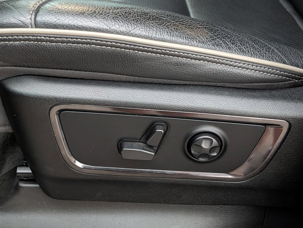 Used 2023 RAM 1500 Limited AWD/4WD image 26