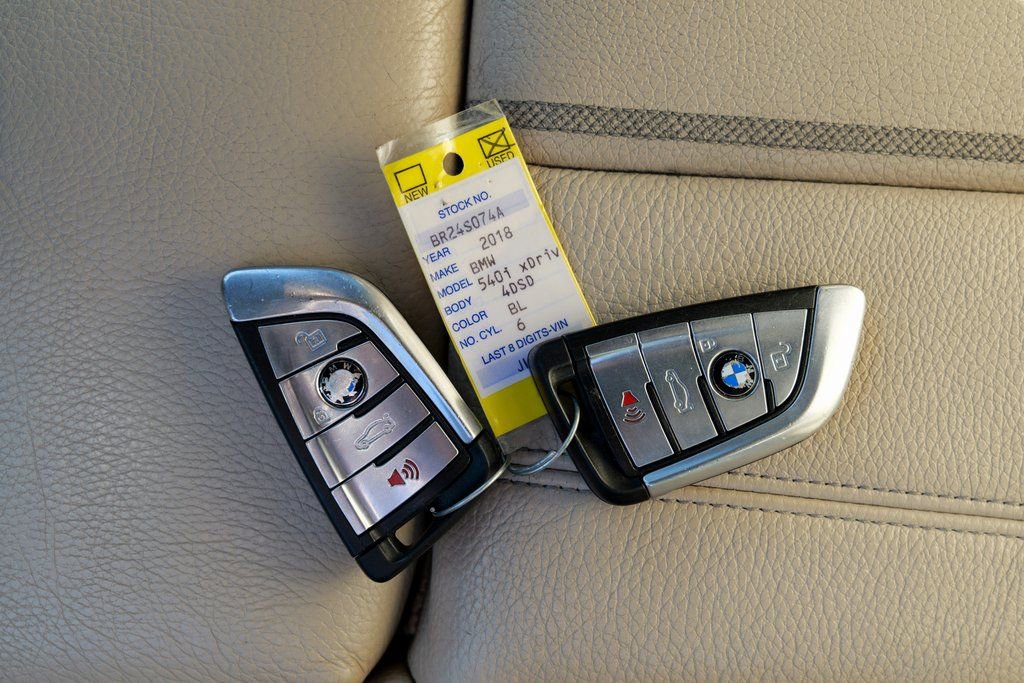 Used 2018 BMW 540i xDrive image 54