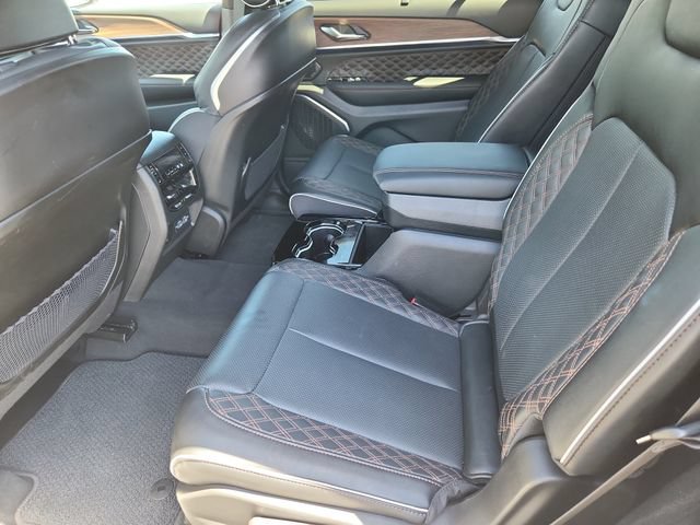 Used 2024 Jeep Grand Cherokee L Summit w/ Advanced Protech Group IV AWD/4WD image 20