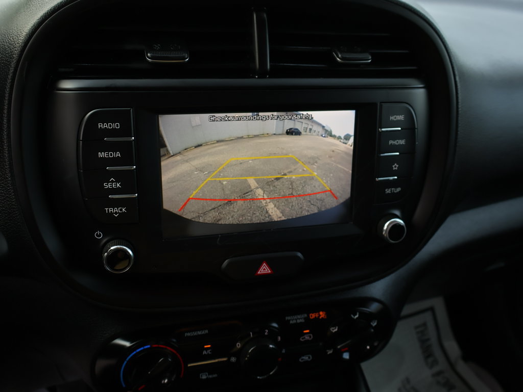 Certified 2021 Kia Soul LX FWD image 37