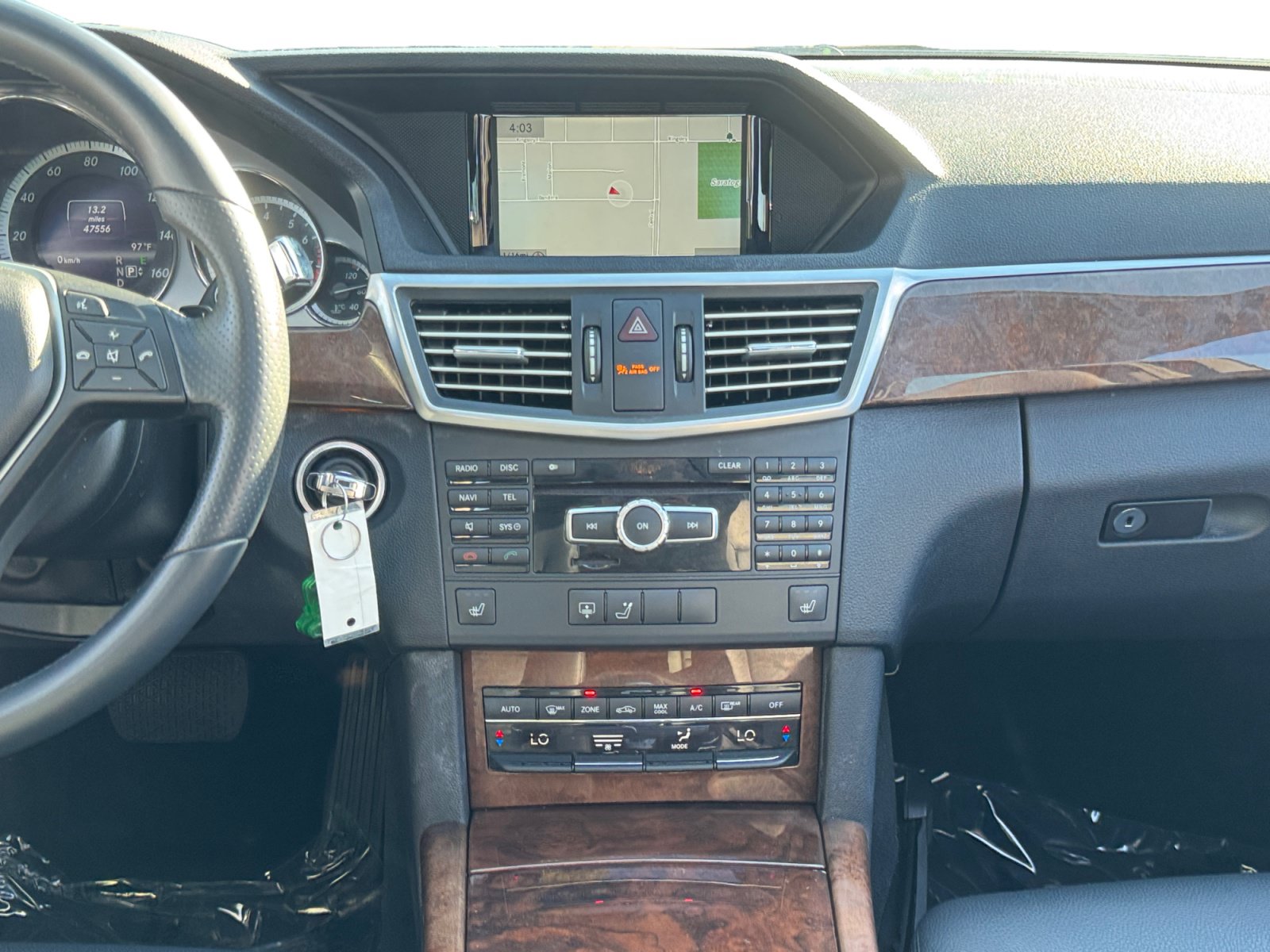 Used 2013 Mercedes-Benz E 350 4MATIC Sedan image 11