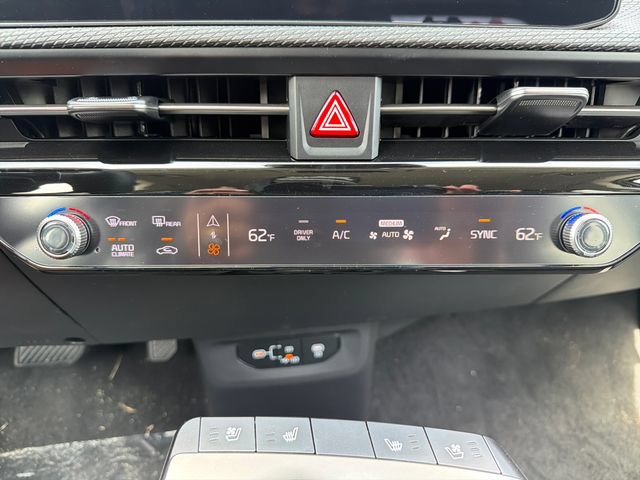 New 2026 Kia EV6 Wind RWD image 14