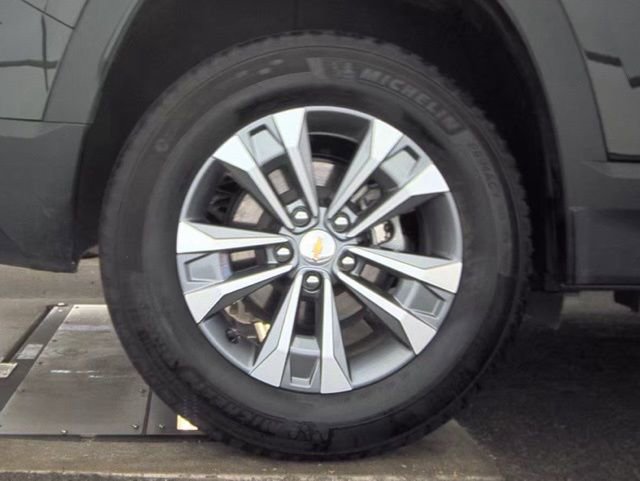 Used 2025 Chevrolet Equinox LT AWD/4WD image 21