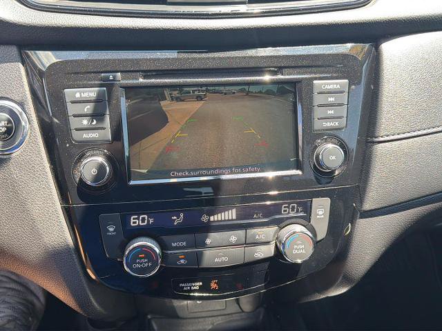 Used 2020 Nissan Rogue SV FWD image 19