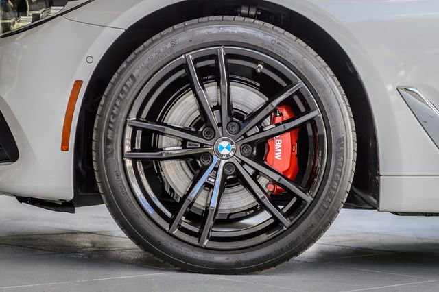 Used 2018 BMW 540i w/ Premium Package RWD image 13