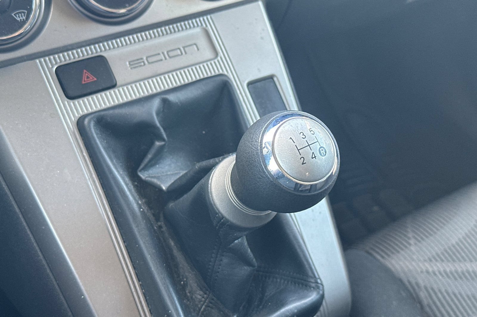 Used 2015 Scion xB FWD image 27
