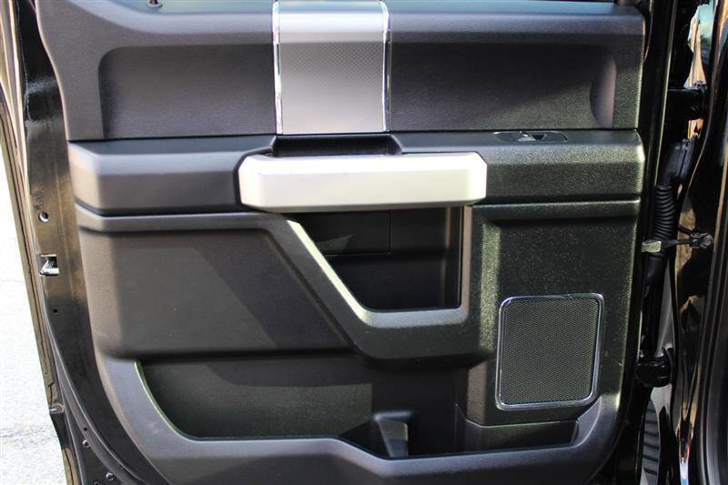 Used 2017 Ford F150 Lariat w/ Equipment Group 502A Luxury image 28