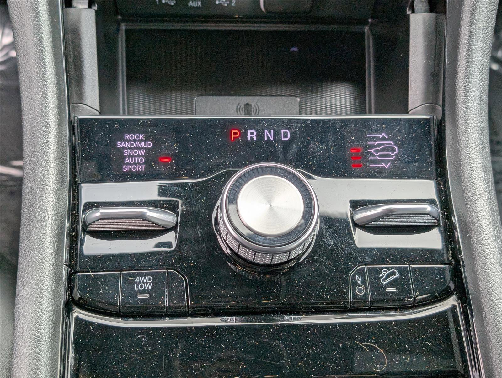 Used 2023 Jeep Grand Cherokee Overland w/ Advanced Protech Group III image 26