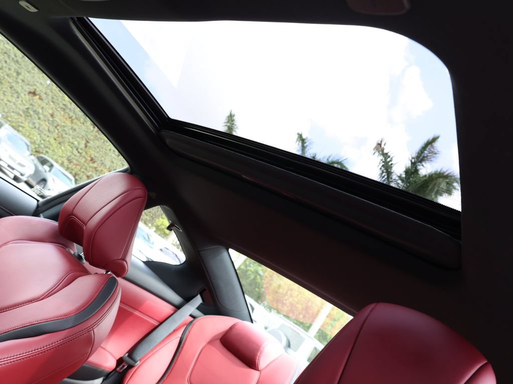 Used 2021 INFINITI Q60 Red Sport 400 w/ Cargo Package RWD image 18