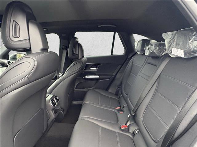 New 2026 Mercedes-Benz GLC 300 image 19