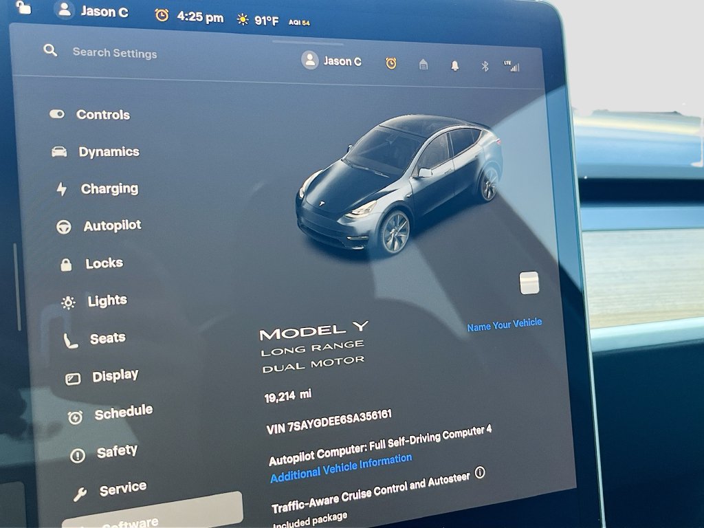 Used 2025 Tesla Model Y Long Range AWD/4WD image 12