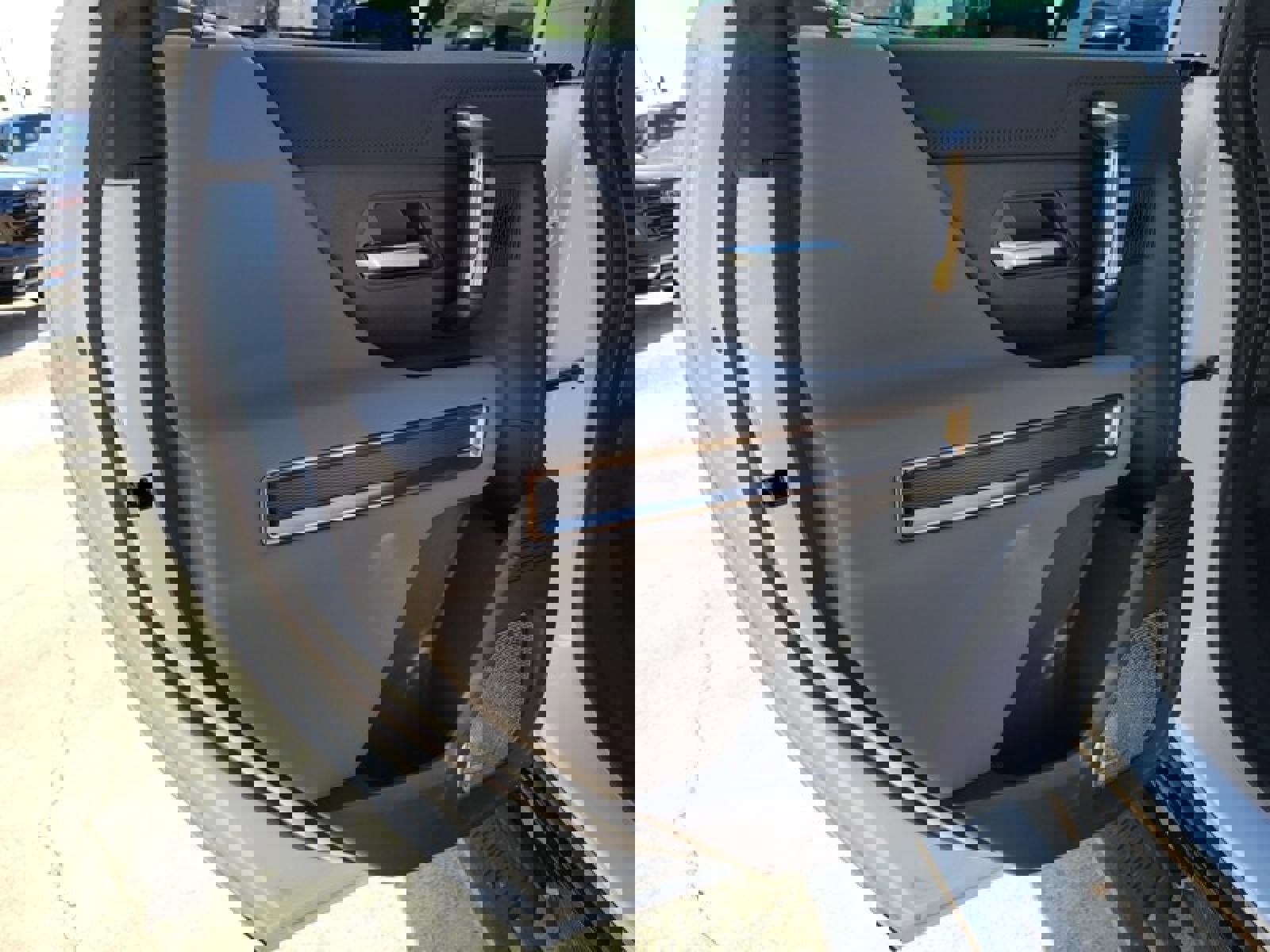 New 2025 GMC Hummer EV 2X w/ LPO, Illumination Package image 30