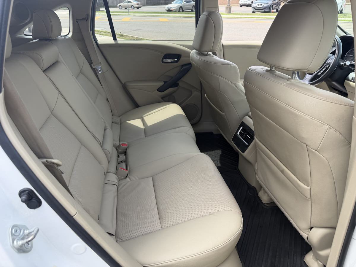 Used 2016 Acura RDX w/ Advance Package AWD/4WD image 16