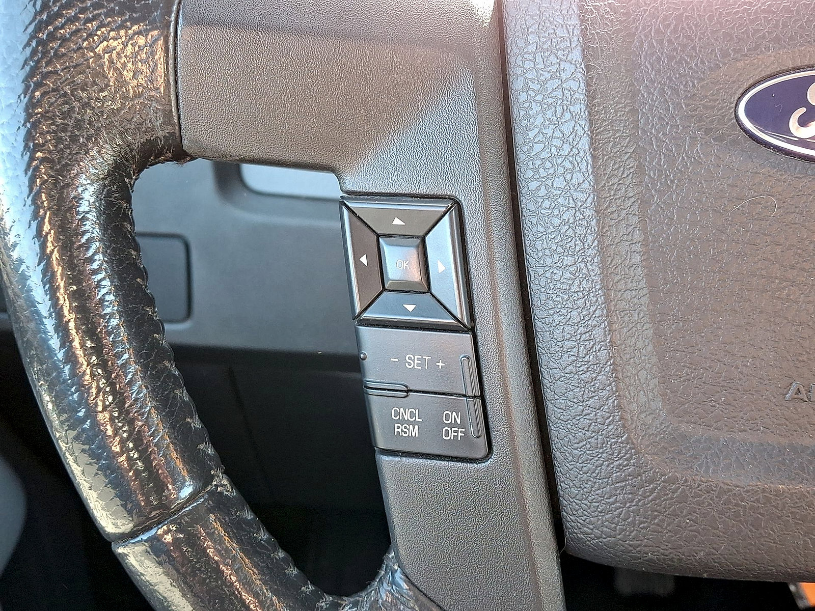 Used 2013 Ford F150 XLT w/ Luxury Equipment Group AWD/4WD image 16