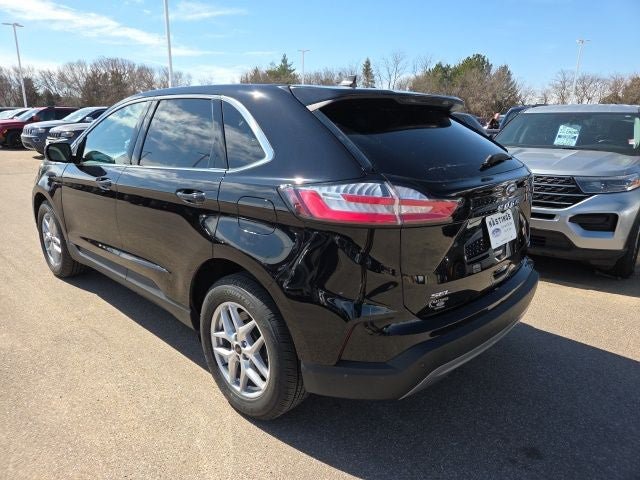 Certified 2024 Ford Edge SEL AWD/4WD image 3