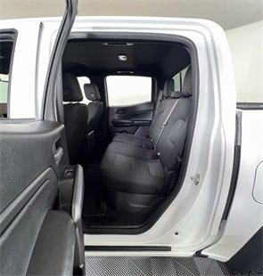 Used 2024 Chevrolet Colorado Trail Boss w/ Advanced Trailering Package image 8