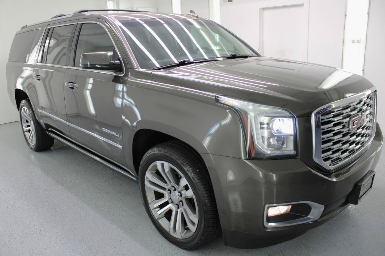 Used 2019 GMC Yukon XL Denali w/ Denali Ultimate Package AWD/4WD image 11