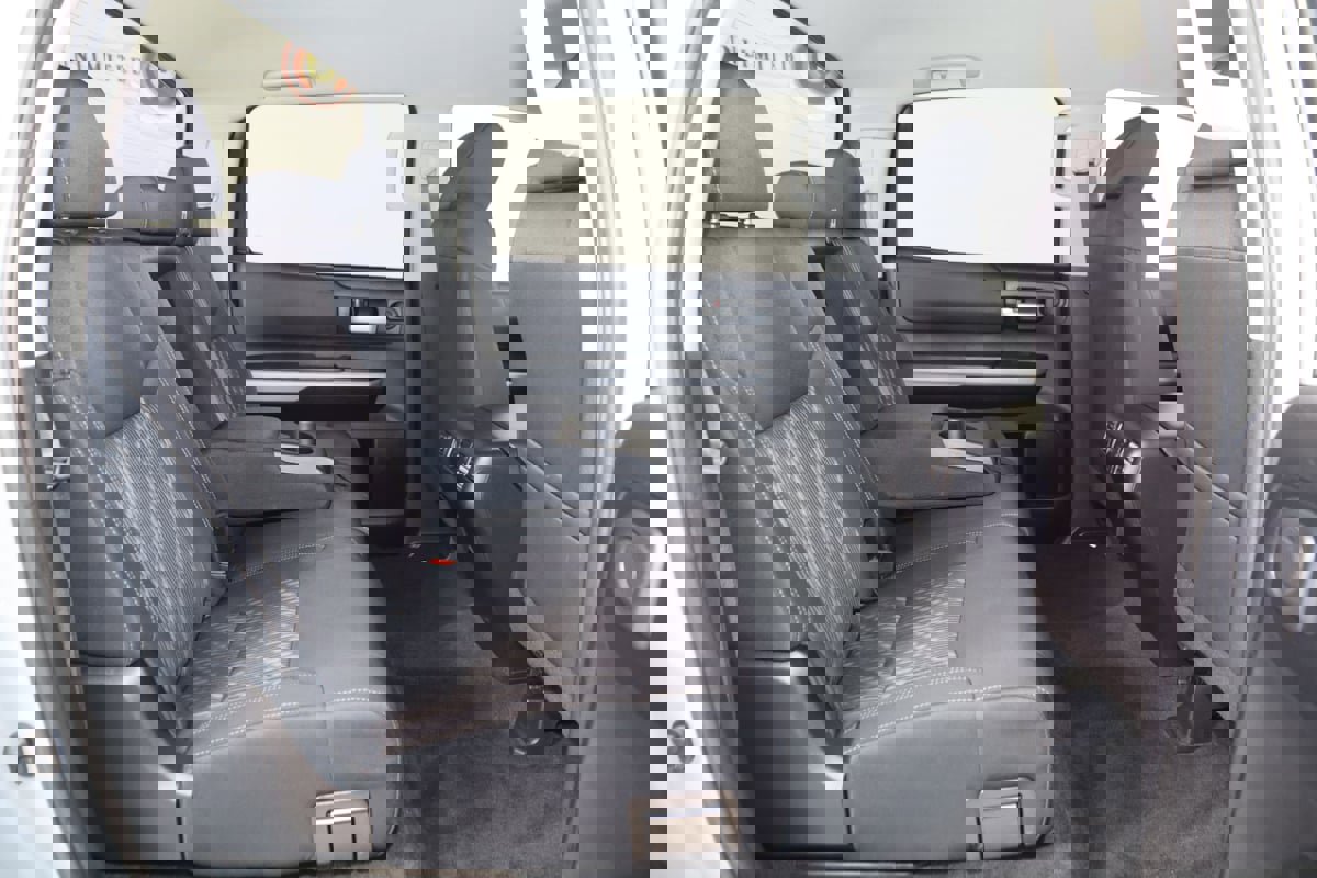 Used 2021 Toyota Tundra SR5 w/ Trail Edition image 11