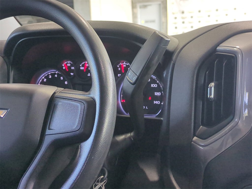 Used 2020 Chevrolet Silverado 1500 Custom w/ Custom Convenience Package image 22