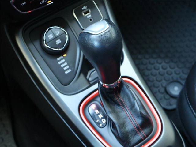 Used 2018 Jeep Compass Trailhawk AWD/4WD image 17