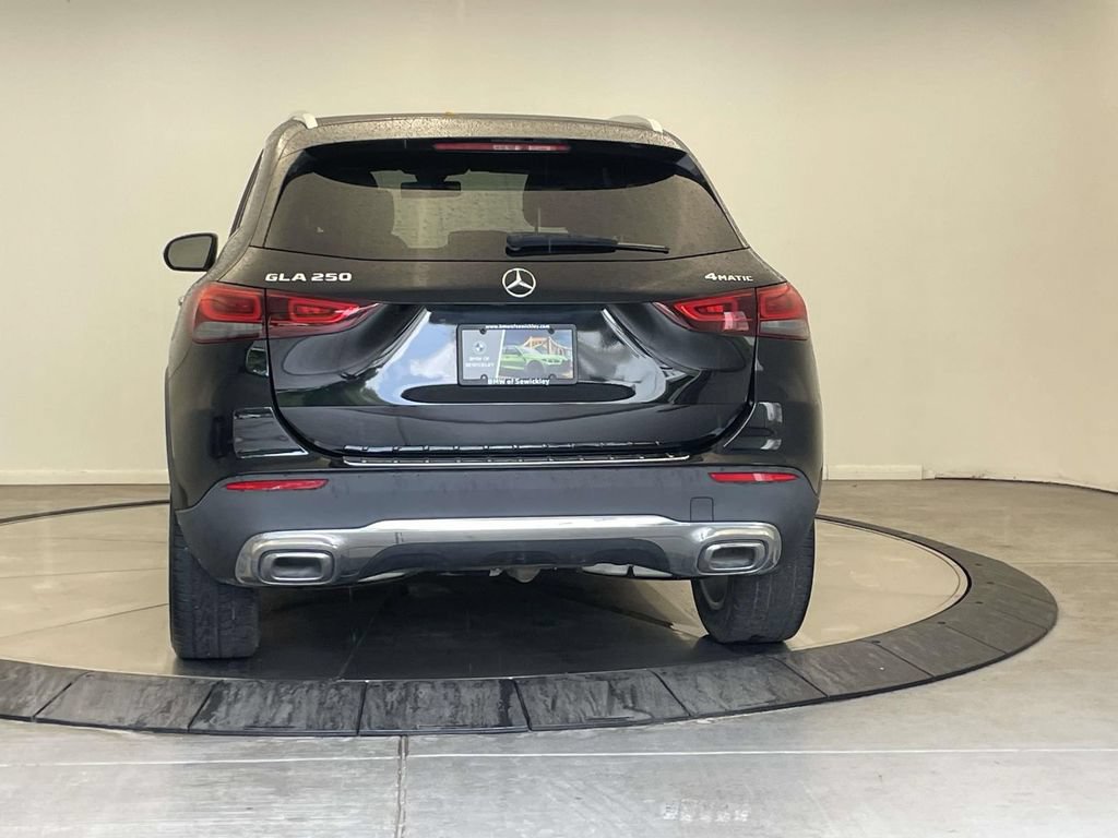Used 2021 Mercedes-Benz GLA 250 4MATIC image 4