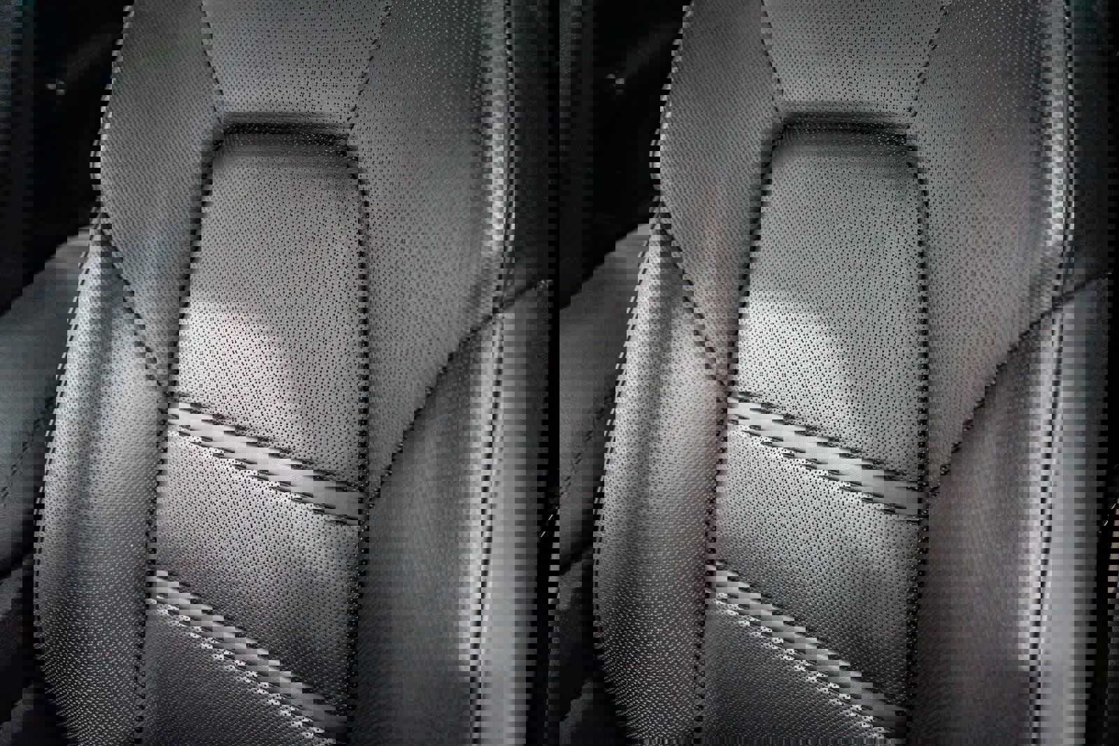 Used 2023 Porsche Cayenne S Platinum image 27