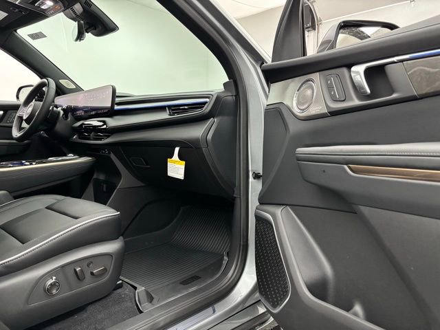 New 2026 Buick Enclave Avenir w/ Super Cruise Package image 37