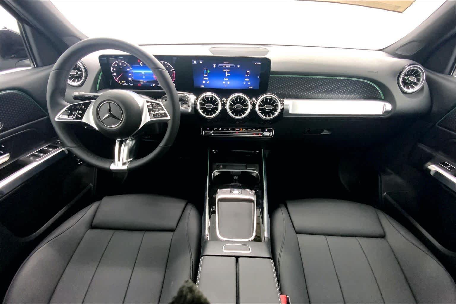New 2026 Mercedes-Benz GLB 250 image 19