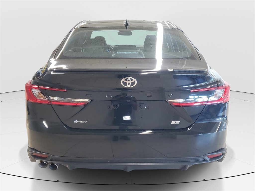 Used 2025 Toyota Camry SE w/ Convenience Package image 6