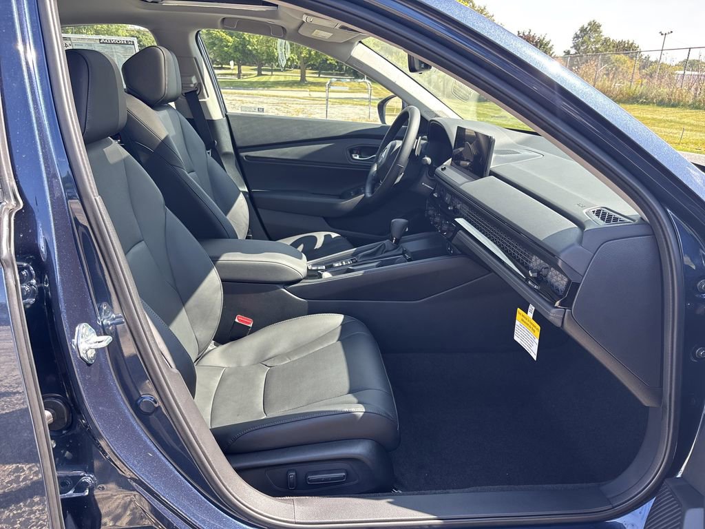 New 2025 Honda Accord EX-L image 29