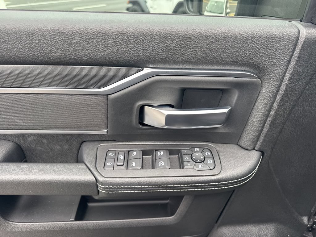New 2026 RAM 2500 Big Horn AWD/4WD image 8