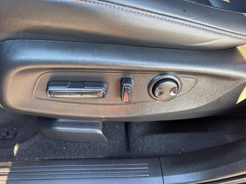 Used 2025 Honda CR-V Sport Touring image 18
