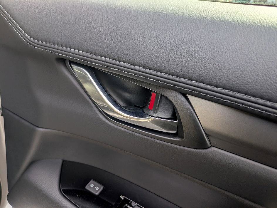 New 2025 MAZDA CX-5 AWD 2.5 S w/ Preferred Package image 31