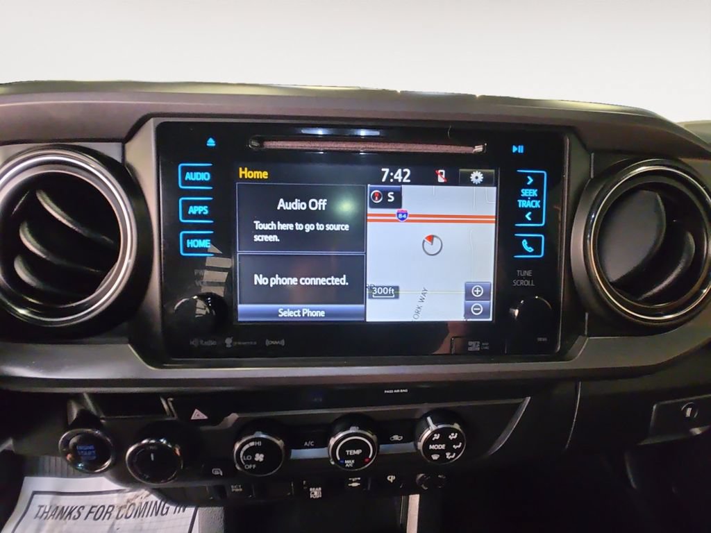 Used 2019 Toyota Tacoma TRD Sport AWD/4WD image 15