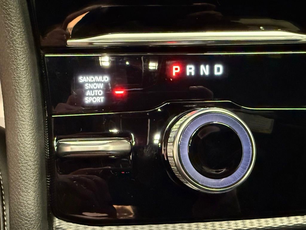 New 2025 Jeep Grand Cherokee Limited image 27