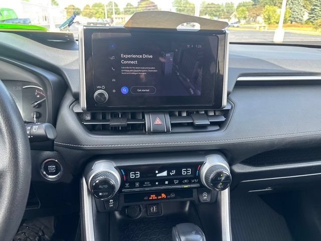 Used 2024 Toyota RAV4 XLE AWD/4WD image 16