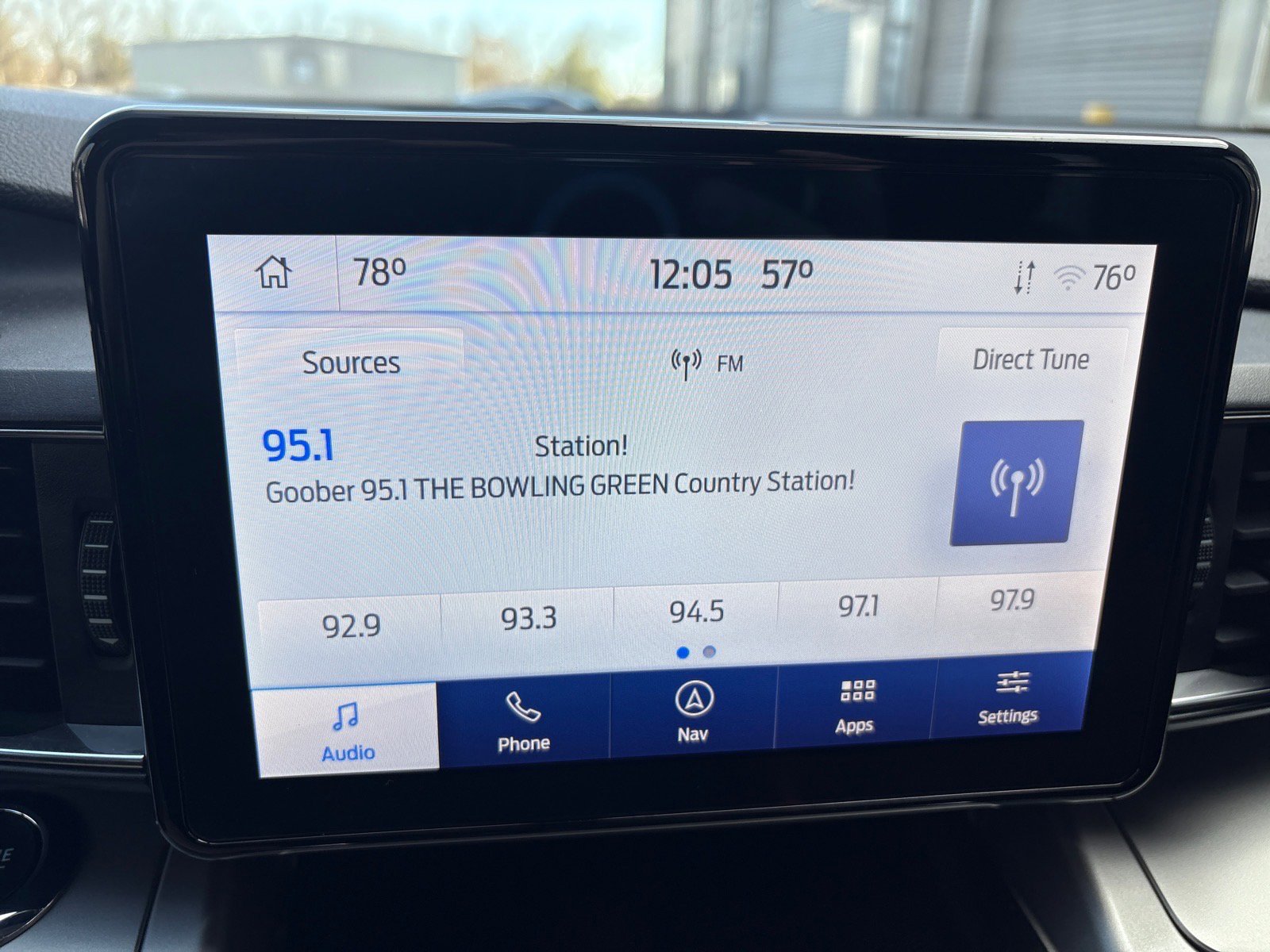 Used 2022 Ford Explorer XLT w/ Equipment Group 202A image 19