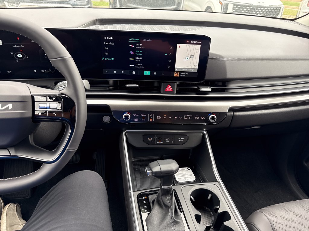 New 2027 Kia Carnival SX FWD image 21
