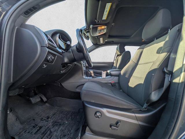 Used 2018 Jeep Grand Cherokee Laredo image 14