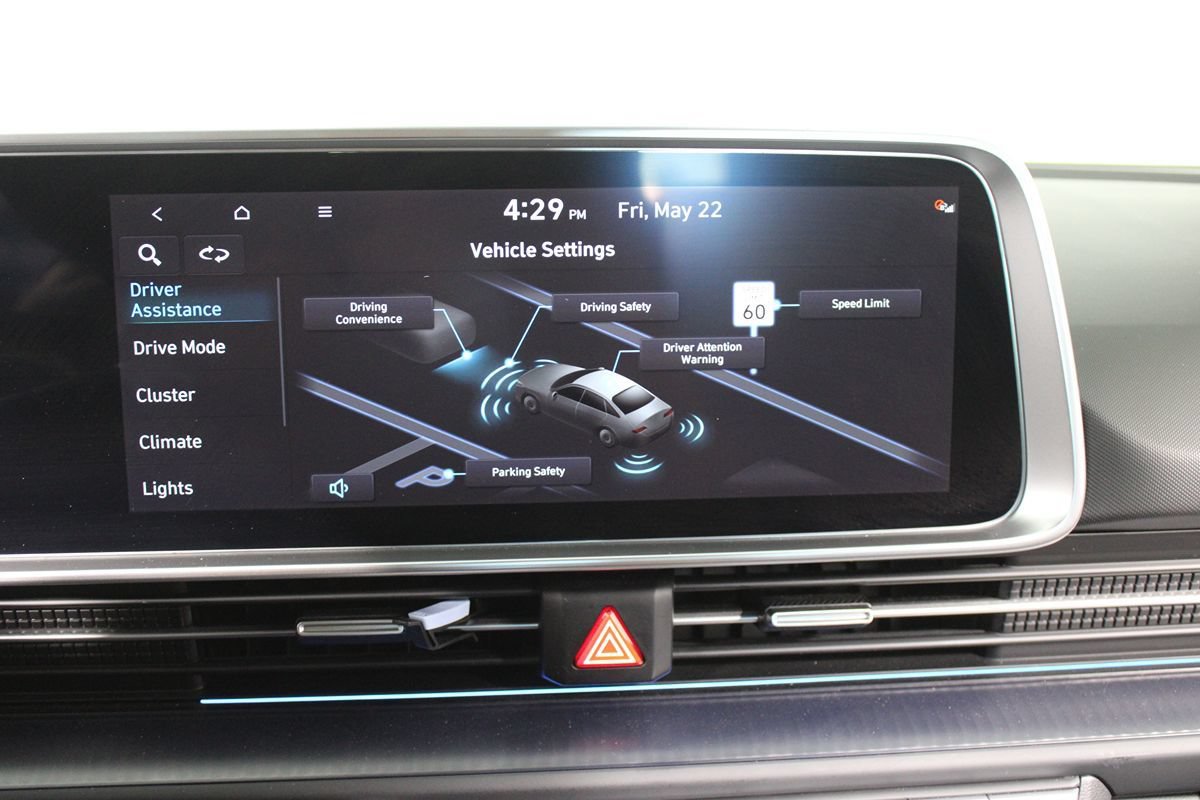 Used 2024 Hyundai Ioniq 6 SEL RWD image 22